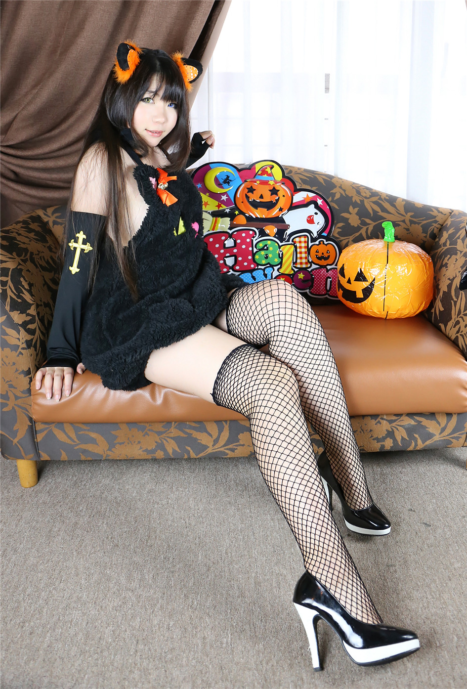 [Allgravure] cosplay网袜丰满少女大尺度写真 NO.015第2张