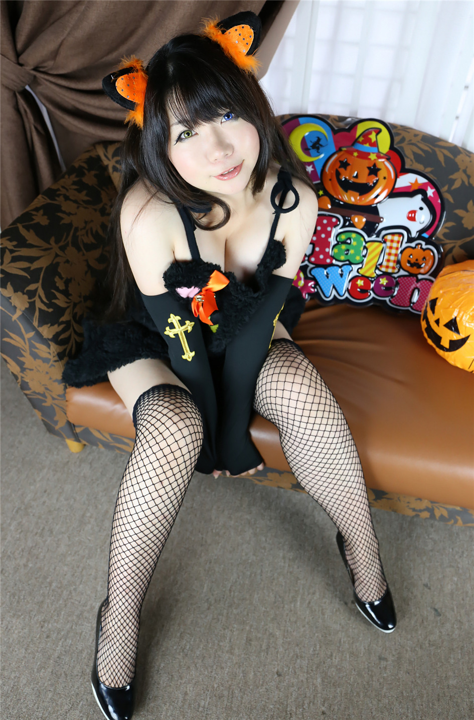 [Allgravure] cosplay网袜丰满少女大尺度写真 NO.015第5张